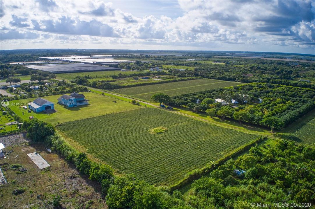 Vendido Recientemente: $275,000 (2.50 acres)