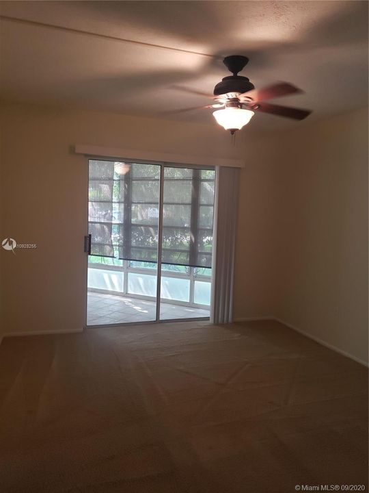 Recently Rented: $1,250 (2 beds, 2 baths, 1200 Square Feet)