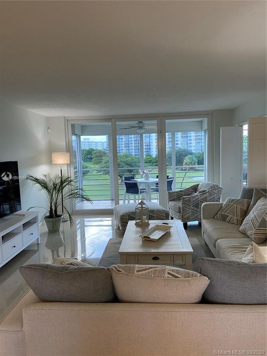 Recently Sold: $259,900 (3 beds, 2 baths, 1500 Square Feet)