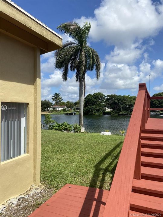 Recently Rented: $2,500 (3 beds, 2 baths, 2061 Square Feet)
