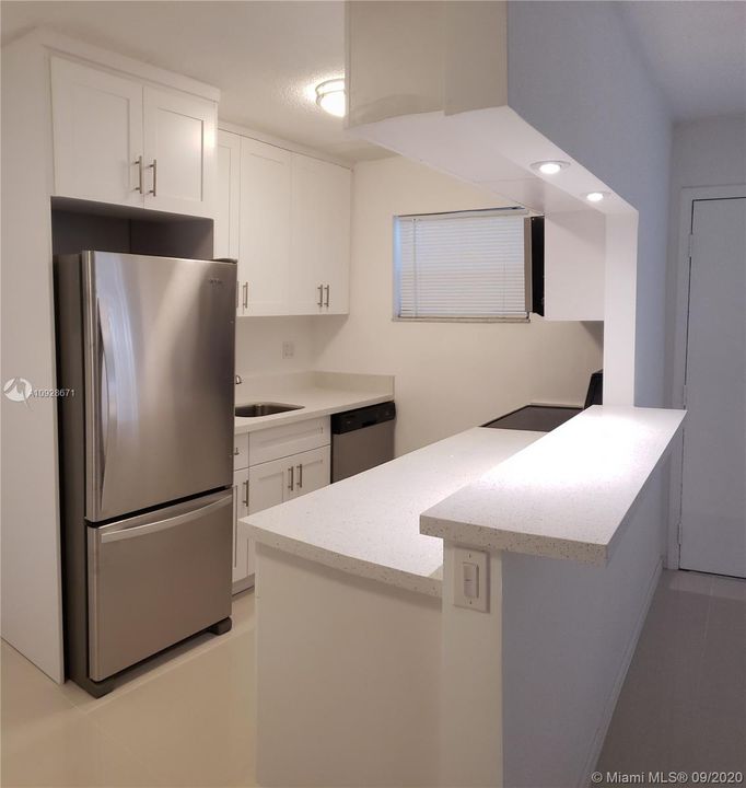 Vendido Recientemente: $165,000 (1 camas, 1 baños, 611 Pies cuadrados)