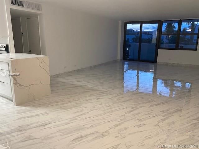 Recientemente alquilado: $2,400 (2 camas, 2 baños, 1300 Pies cuadrados)