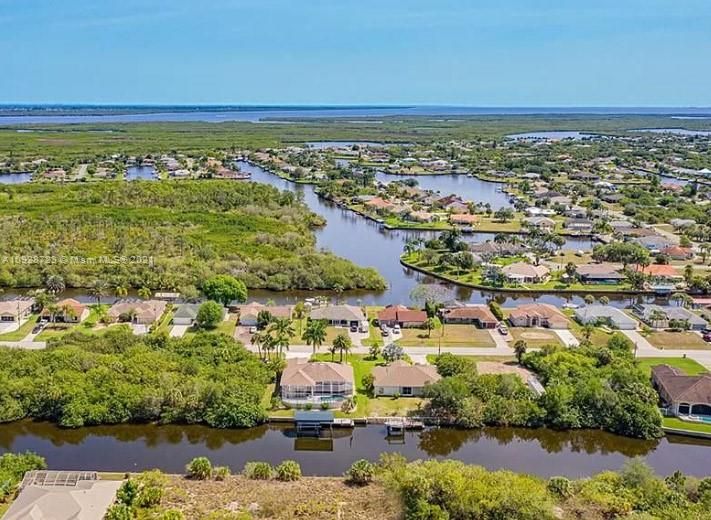 Vendido Recientemente: $89,000 (0.27 acres)