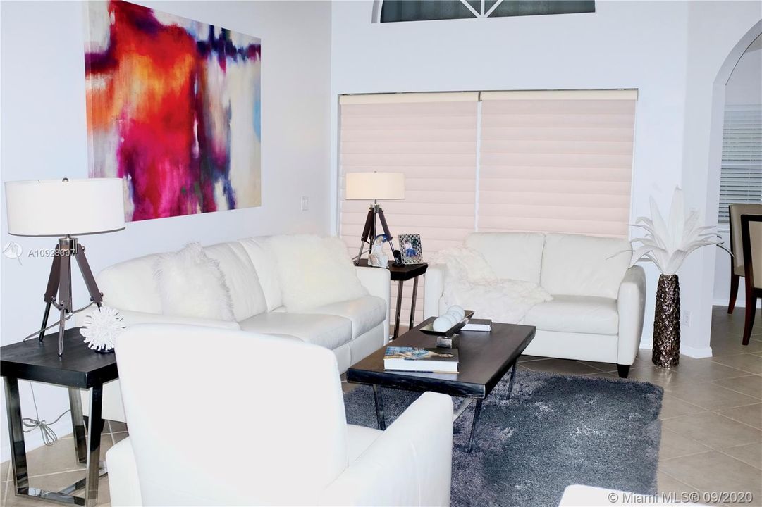 Recently Rented: $3,500 (4 beds, 3 baths, 2438 Square Feet)