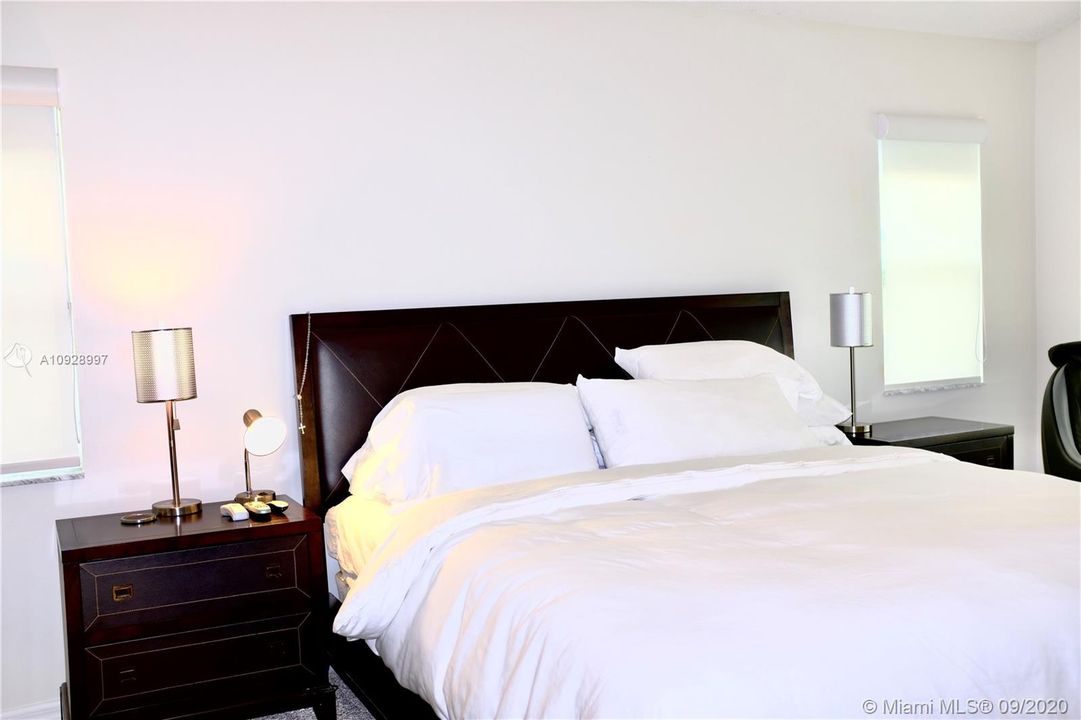 Recently Rented: $3,500 (4 beds, 3 baths, 2438 Square Feet)