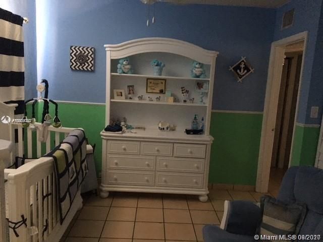 Recently Sold: $374,900 (4 beds, 4 baths, 1965 Square Feet)