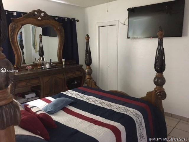 Recently Sold: $374,900 (4 beds, 4 baths, 1965 Square Feet)