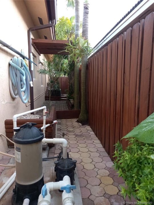 Vendido Recientemente: $445,000 (3 camas, 2 baños, 1548 Pies cuadrados)
