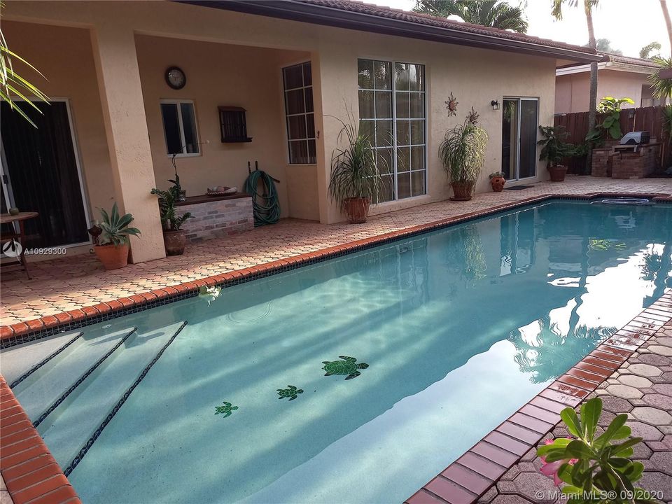 Vendido Recientemente: $445,000 (3 camas, 2 baños, 1548 Pies cuadrados)