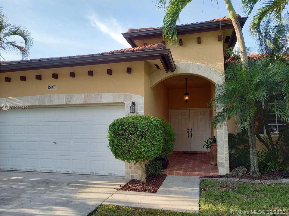 Vendido Recientemente: $445,000 (3 camas, 2 baños, 1548 Pies cuadrados)