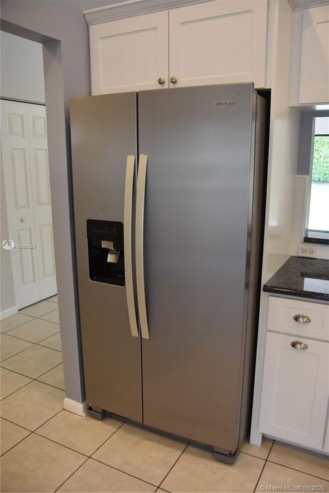 Recently Sold: $280,000 (3 beds, 2 baths, 1409 Square Feet)