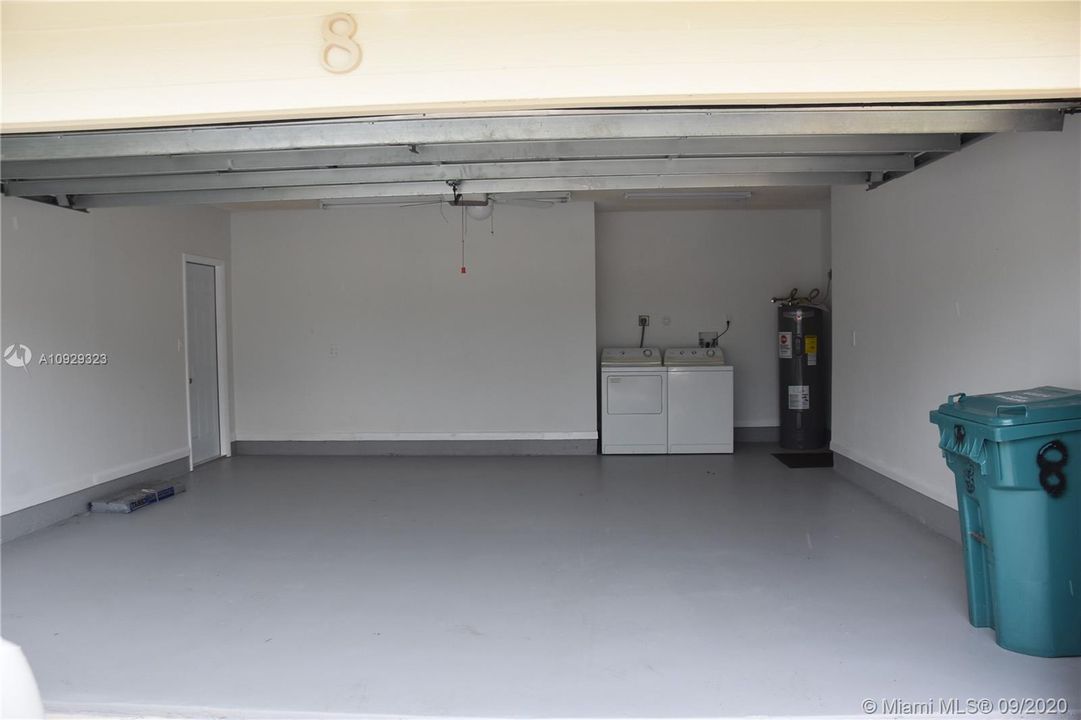 Recently Sold: $280,000 (3 beds, 2 baths, 1409 Square Feet)