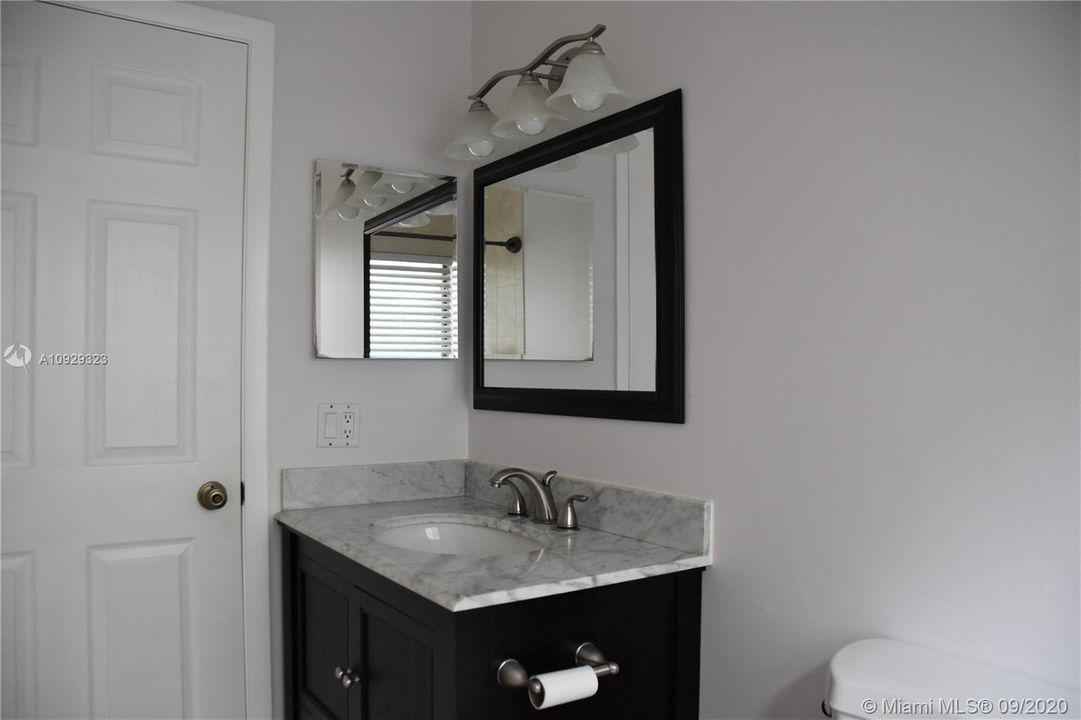 Recently Sold: $280,000 (3 beds, 2 baths, 1409 Square Feet)