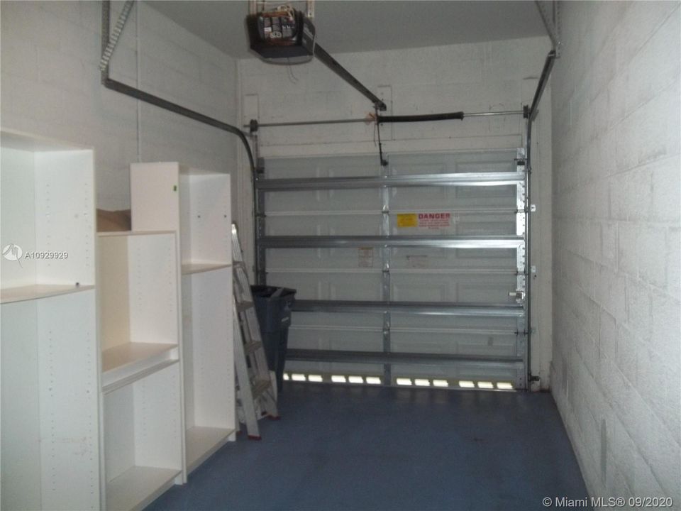 Attached 1 car garage