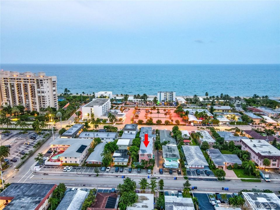 最近售出: $424,000 (3 贝兹, 3 浴室, 1448 平方英尺)