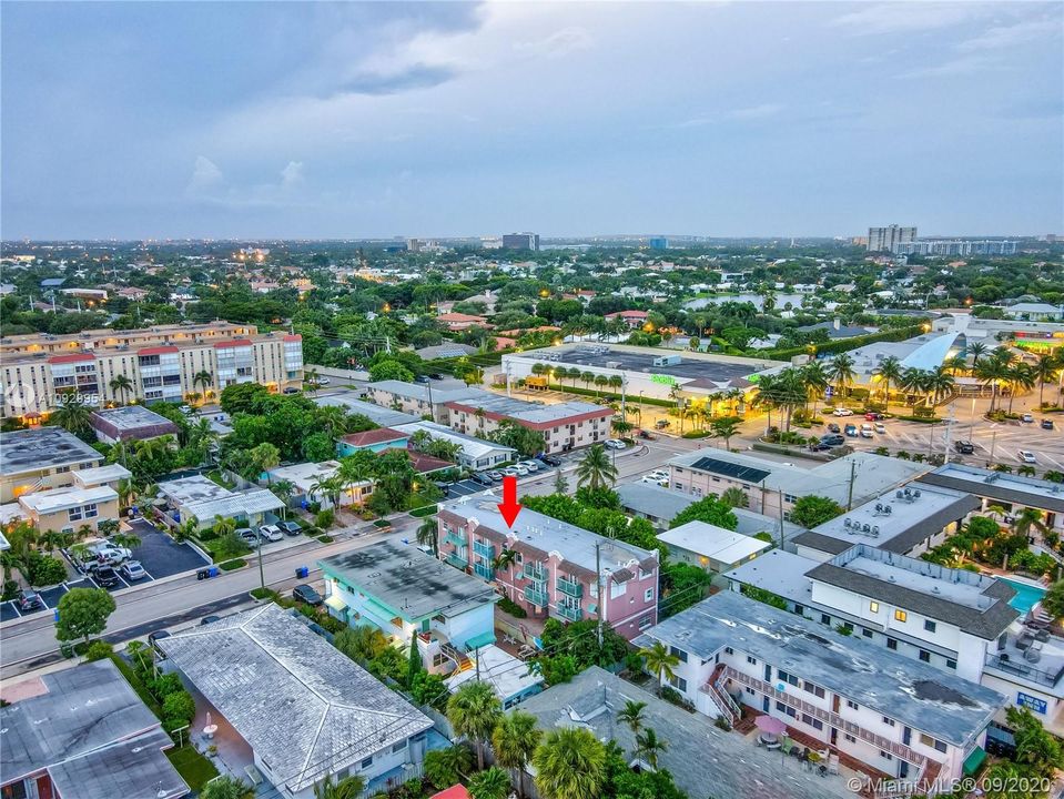 最近售出: $424,000 (3 贝兹, 3 浴室, 1448 平方英尺)