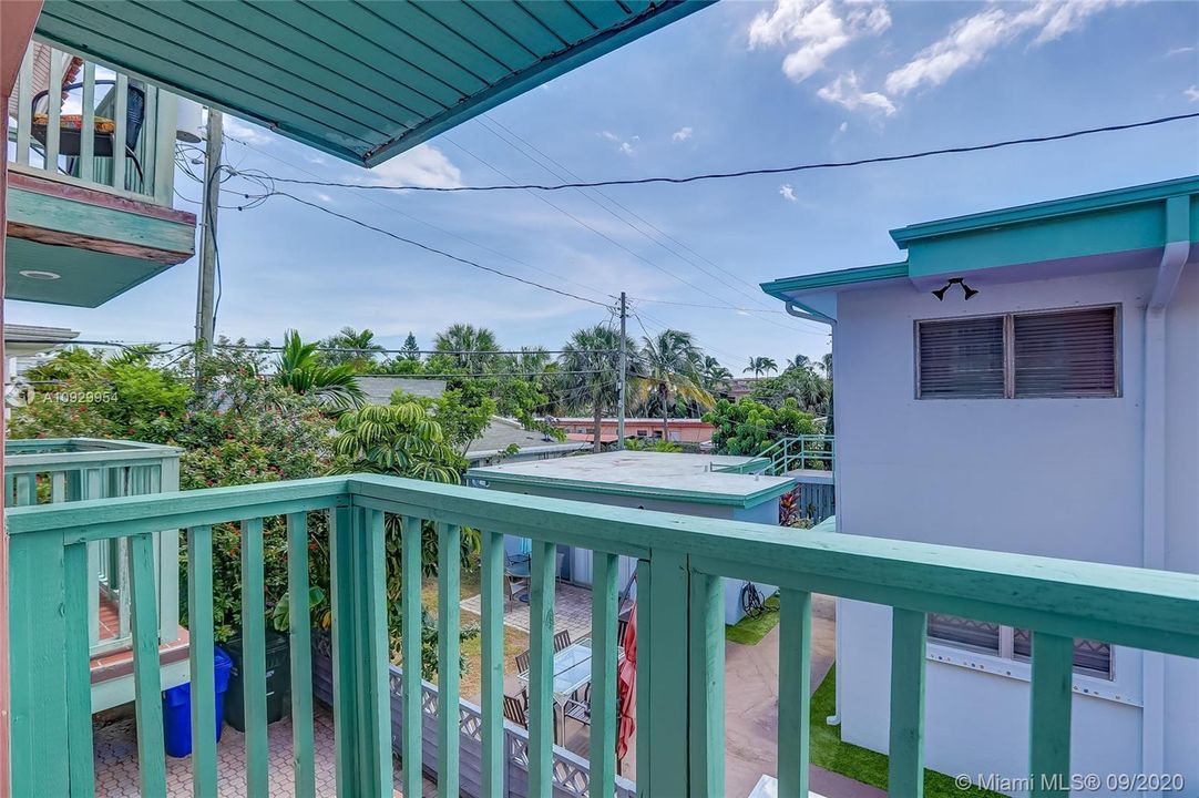 最近售出: $424,000 (3 贝兹, 3 浴室, 1448 平方英尺)