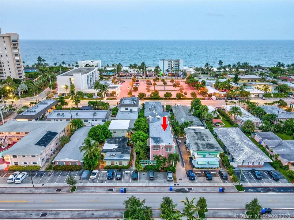 最近售出: $424,000 (3 贝兹, 3 浴室, 1448 平方英尺)