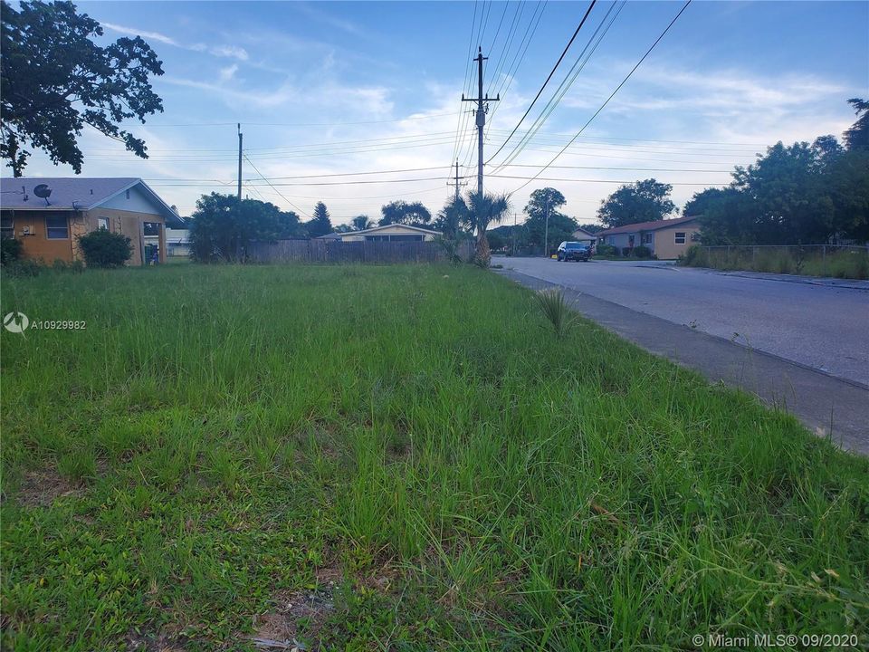 最近售出: $57,000 (0.15 acres)