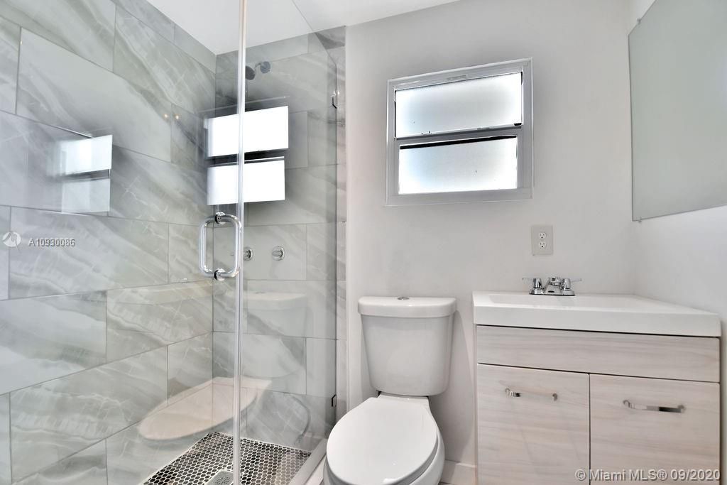 Recently Sold: $475,000 (4 beds, 3 baths, 1119 Square Feet)