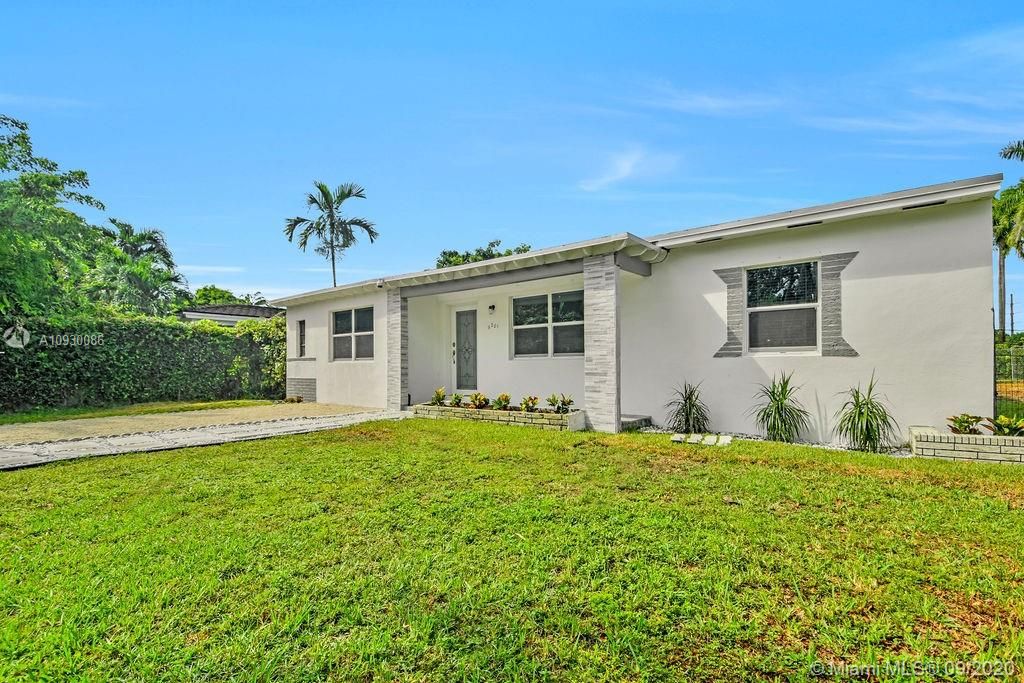 Recently Sold: $475,000 (4 beds, 3 baths, 1119 Square Feet)