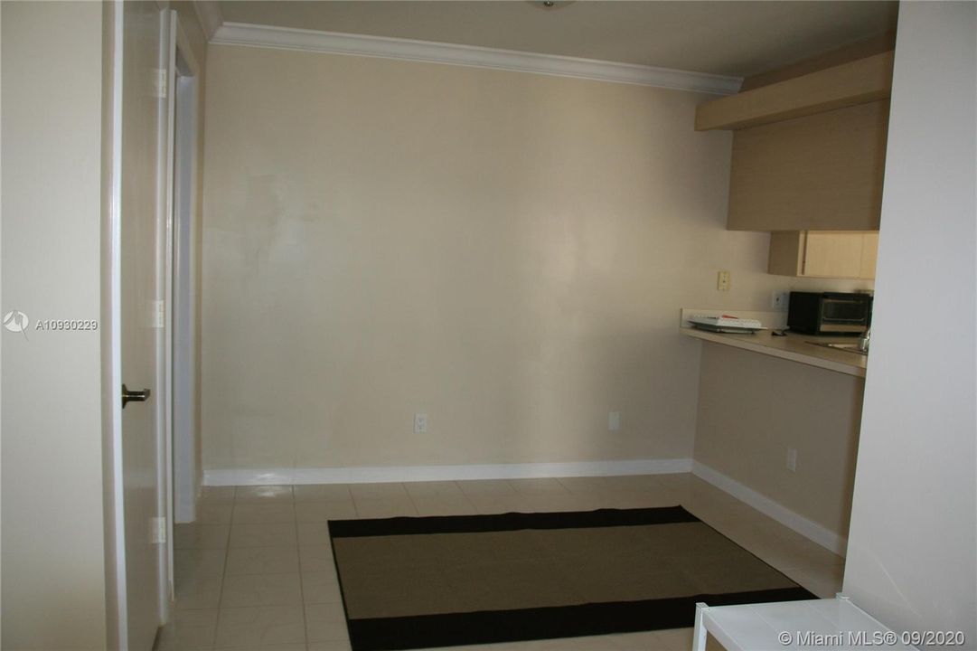 最近租的: $1,700 (2 贝兹, 2 浴室, 1374 平方英尺)