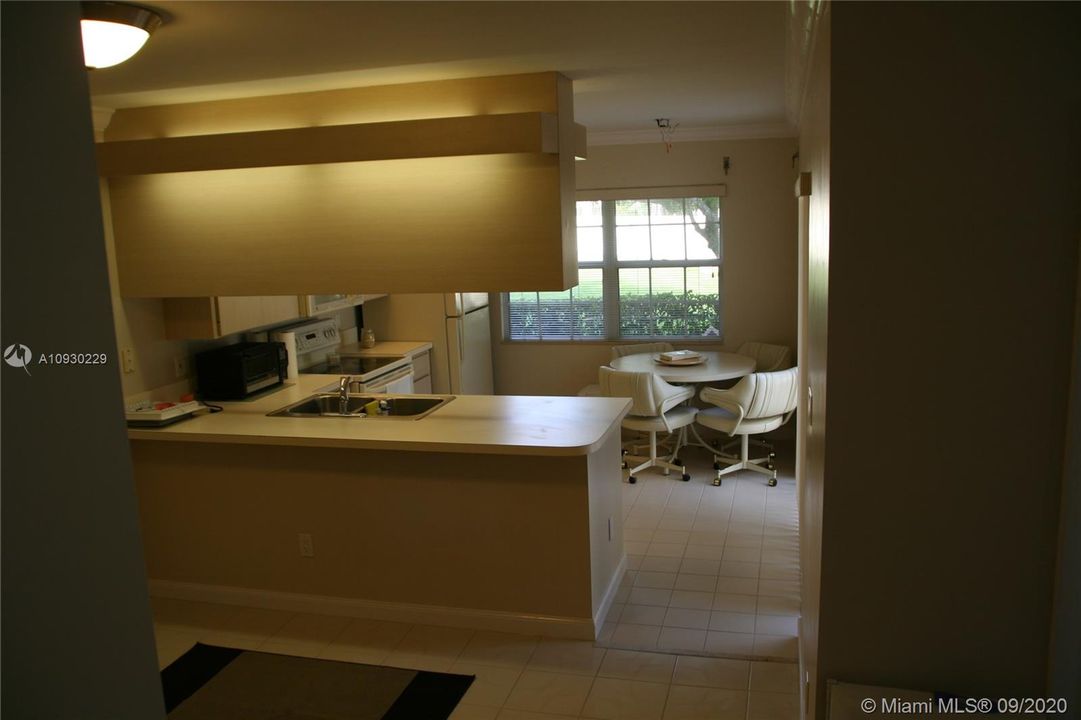 最近租的: $1,700 (2 贝兹, 2 浴室, 1374 平方英尺)