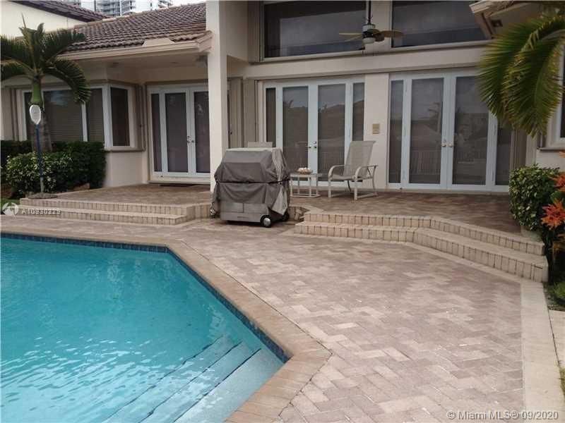 最近租的: $1,700 (2 贝兹, 2 浴室, 1374 平方英尺)