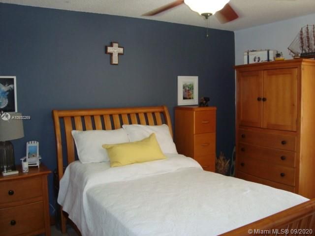Recently Rented: $1,500 (2 beds, 2 baths, 955 Square Feet)