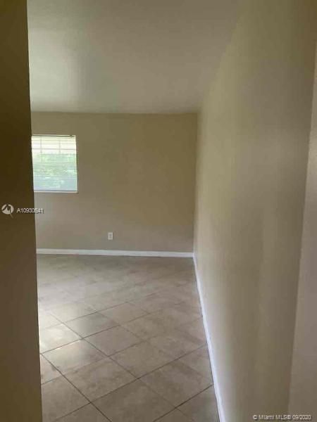 Недавно арендовано: $2,085 (3 спален, 2 ванн, 1492 Квадратных фут)