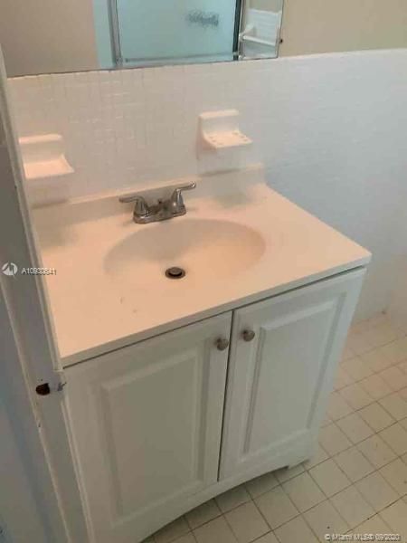 Недавно арендовано: $2,085 (3 спален, 2 ванн, 1492 Квадратных фут)