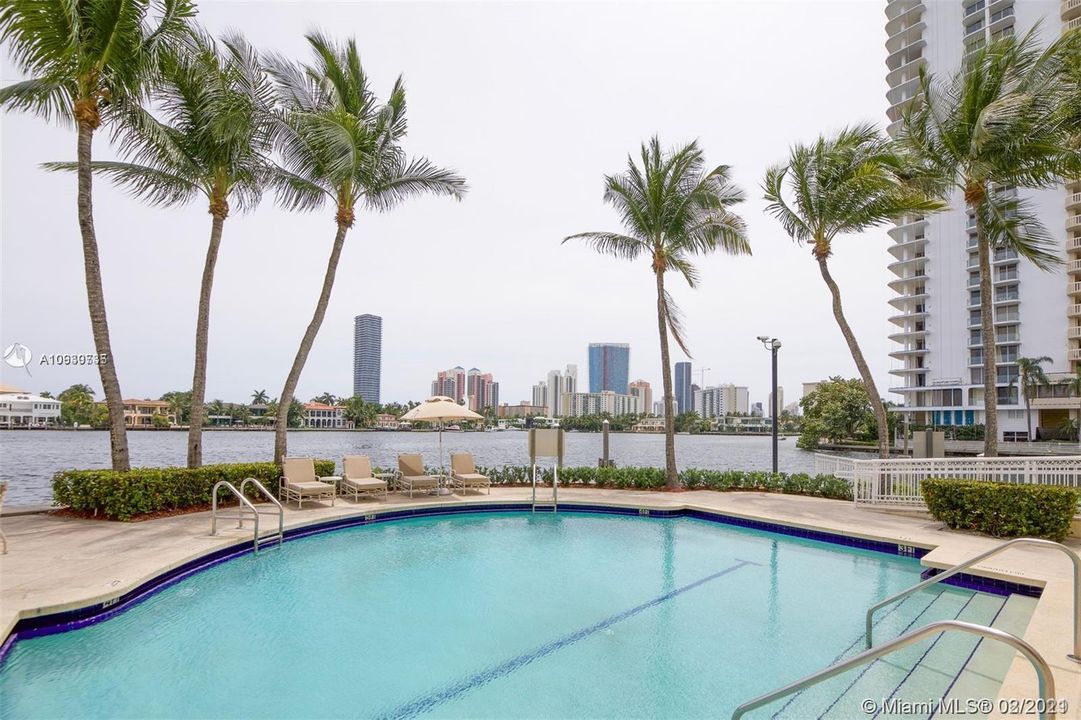 Recently Sold: $1,450,000 (3 beds, 4 baths, 3050 Square Feet)
