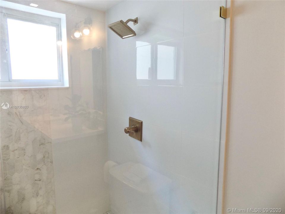 Recently Sold: $495,000 (3 beds, 2 baths, 1547 Square Feet)