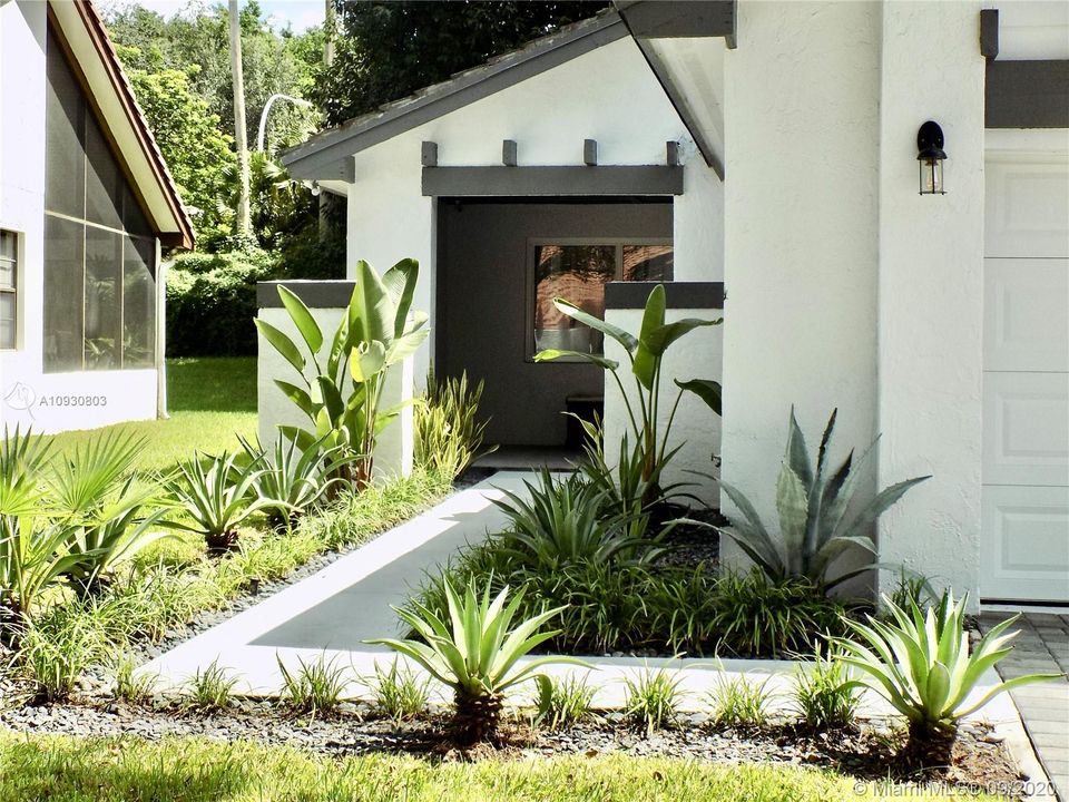 Recently Sold: $495,000 (3 beds, 2 baths, 1547 Square Feet)