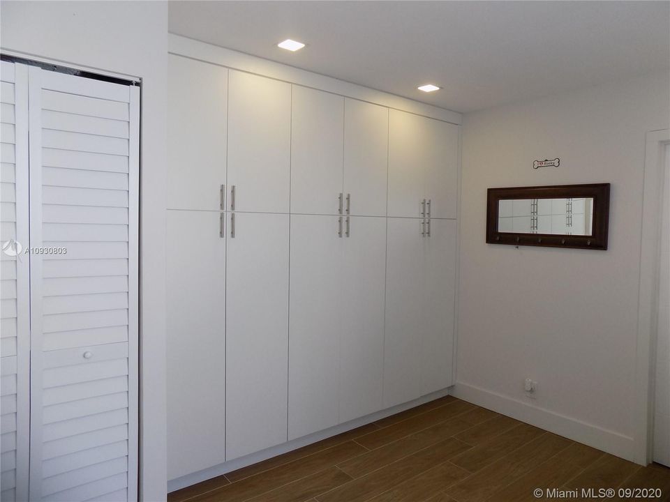 Recently Sold: $495,000 (3 beds, 2 baths, 1547 Square Feet)