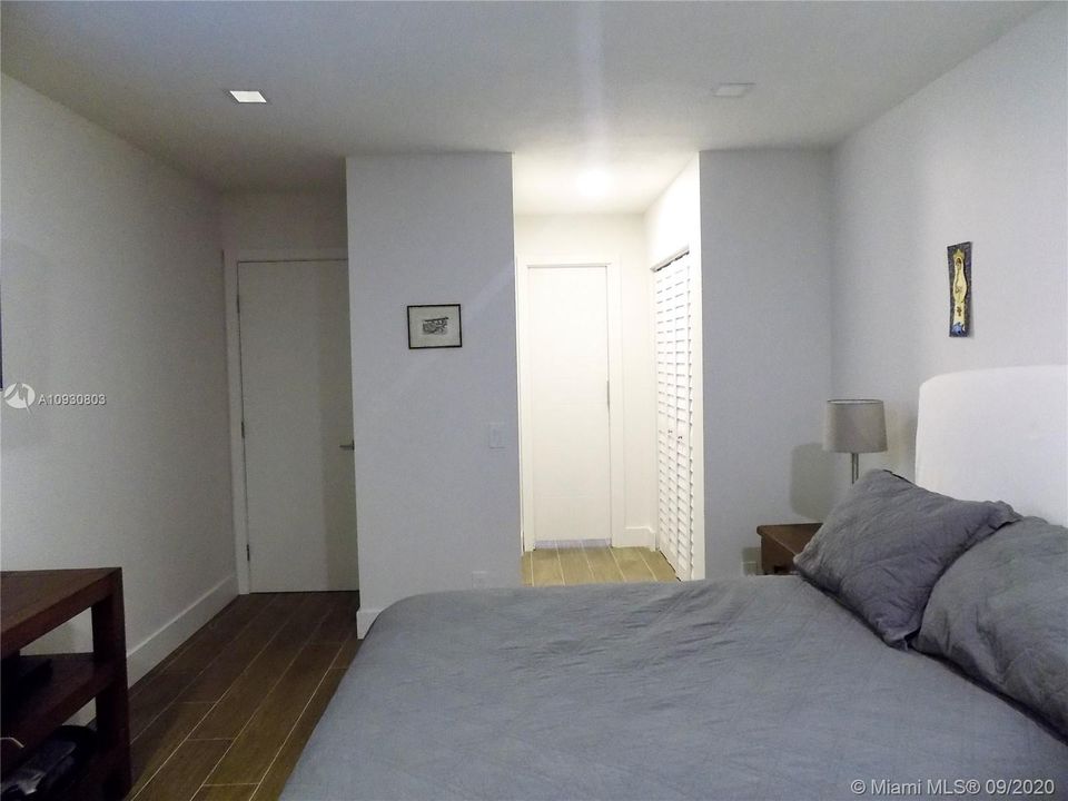 Recently Sold: $495,000 (3 beds, 2 baths, 1547 Square Feet)