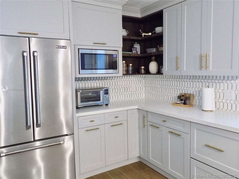 Recently Sold: $495,000 (3 beds, 2 baths, 1547 Square Feet)