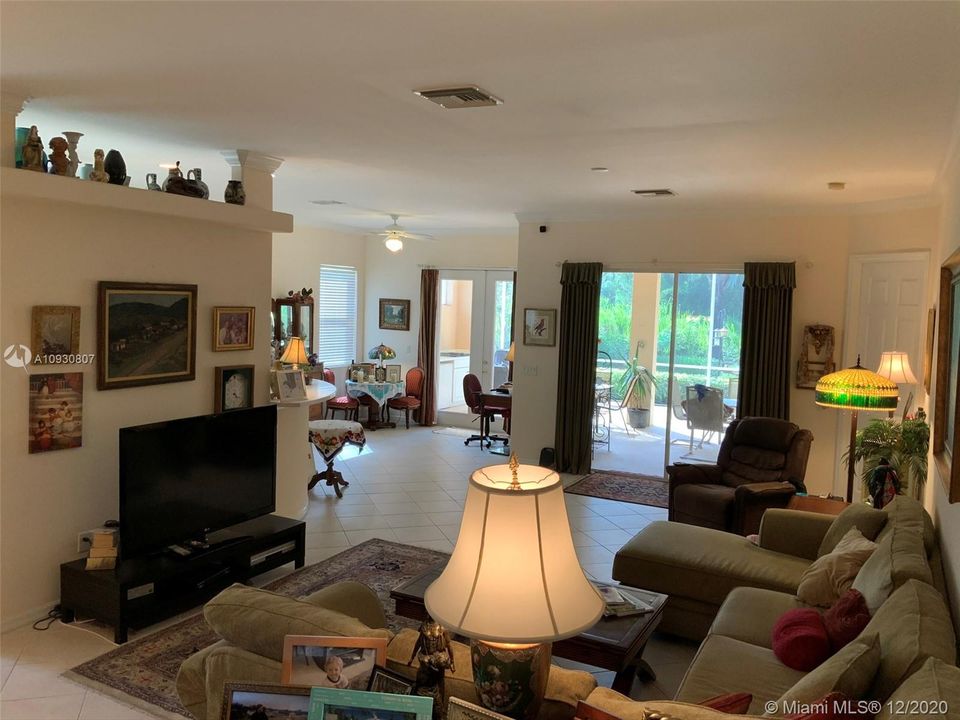 Vendido Recientemente: $265,000 (3 camas, 2 baños, 0 Pies cuadrados)