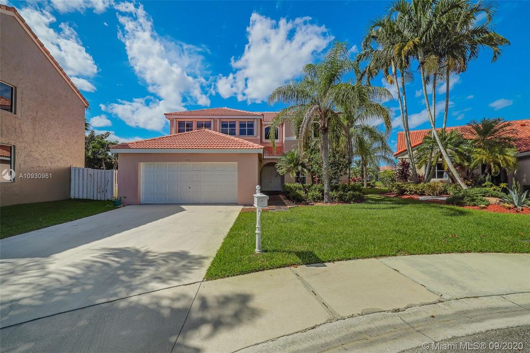 Recently Sold: $600,000 (5 beds, 3 baths, 2506 Square Feet)