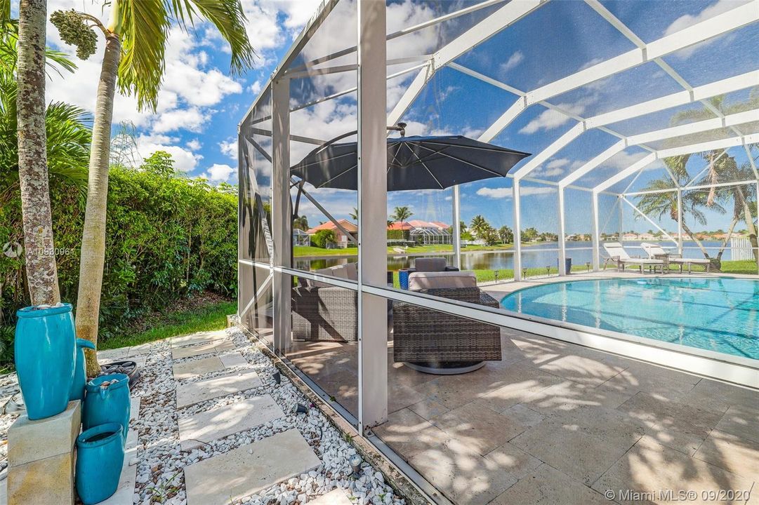Recently Sold: $600,000 (5 beds, 3 baths, 2506 Square Feet)