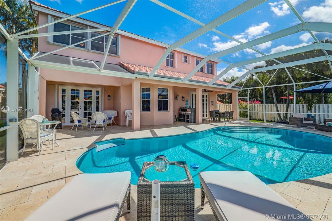 Recently Sold: $600,000 (5 beds, 3 baths, 2506 Square Feet)