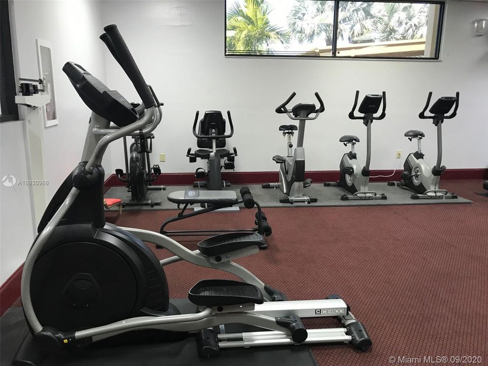 EXERCISE ROOM