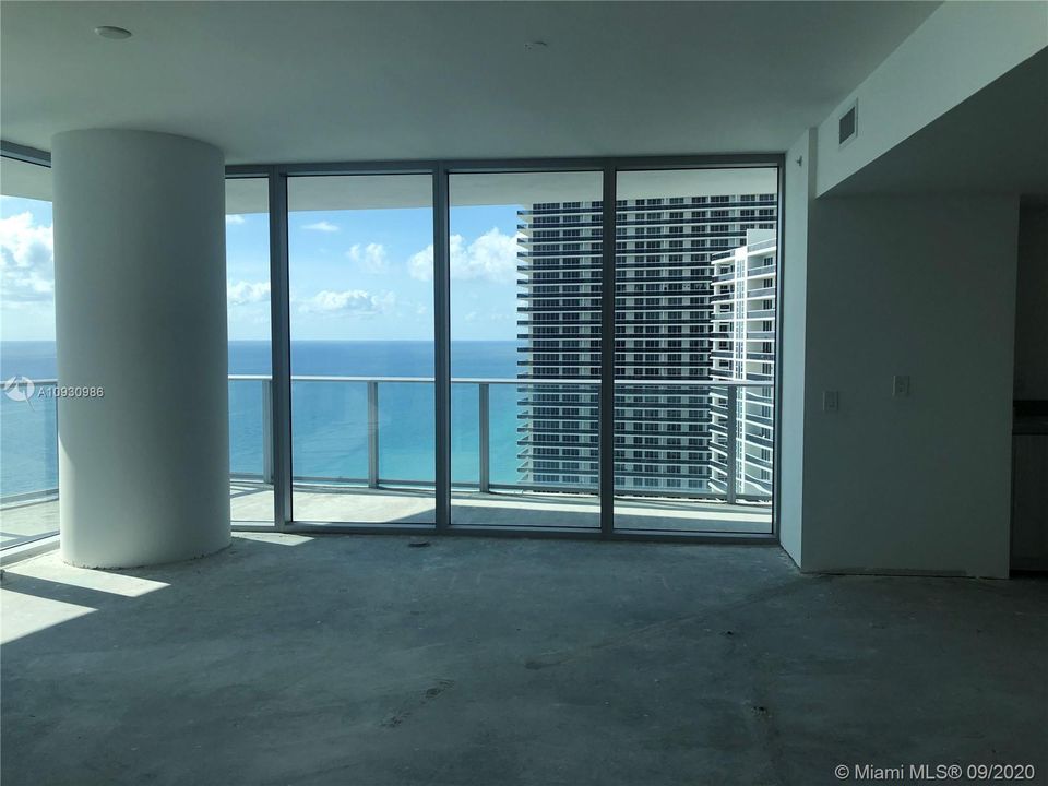 Recently Rented: $14,000 (5 beds, 5 baths, 2897 Square Feet)