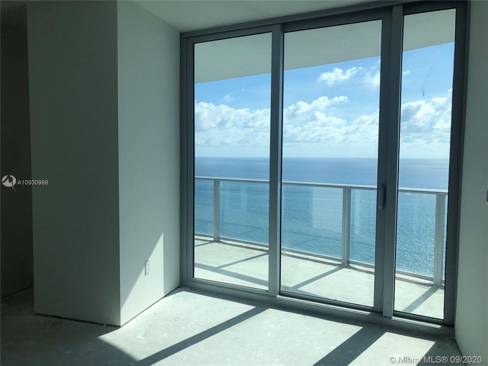 Recently Rented: $14,000 (5 beds, 5 baths, 2897 Square Feet)