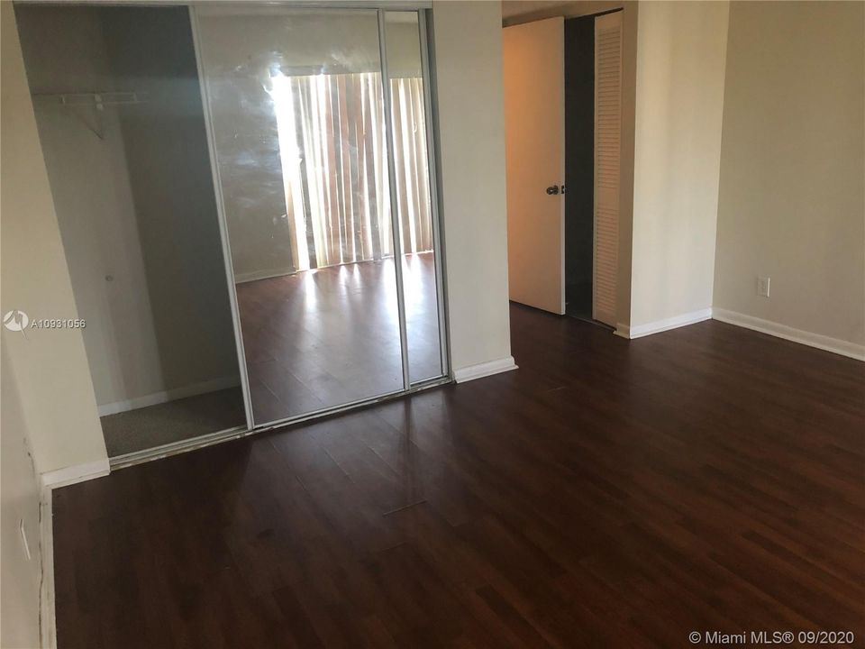 Vendido Recientemente: $125,000 (1 camas, 1 baños, 700 Pies cuadrados)