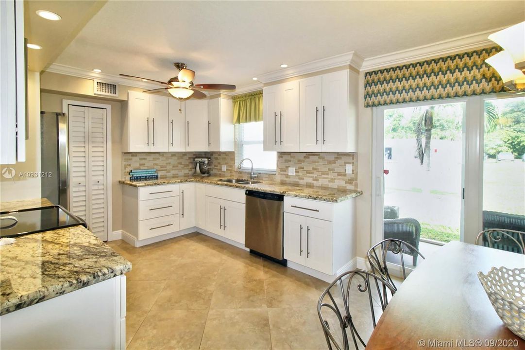 Vendido Recientemente: $299,000 (2 camas, 2 baños, 0 Pies cuadrados)