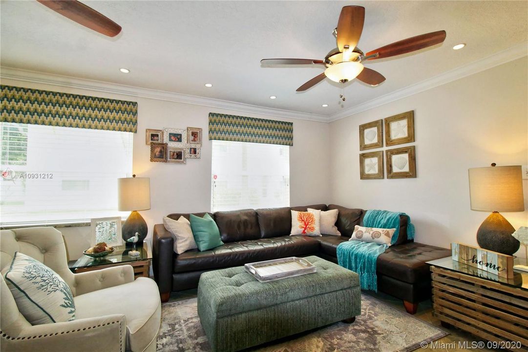 Vendido Recientemente: $299,000 (2 camas, 2 baños, 0 Pies cuadrados)