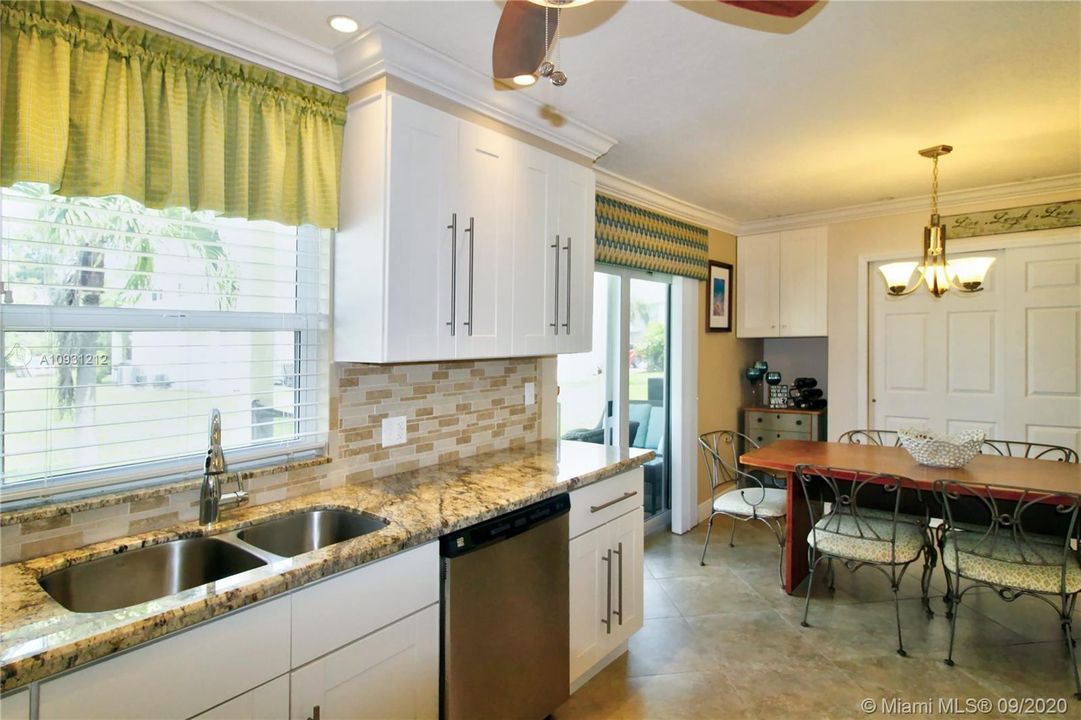 Vendido Recientemente: $299,000 (2 camas, 2 baños, 0 Pies cuadrados)