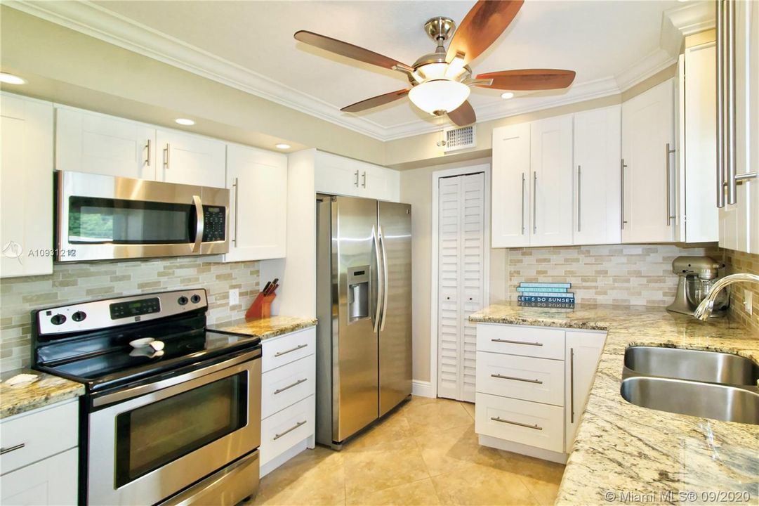 Vendido Recientemente: $299,000 (2 camas, 2 baños, 0 Pies cuadrados)