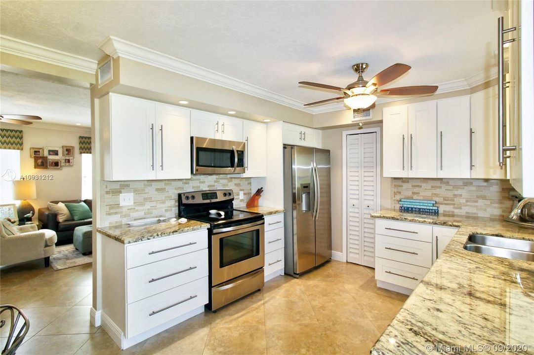 Vendido Recientemente: $299,000 (2 camas, 2 baños, 0 Pies cuadrados)